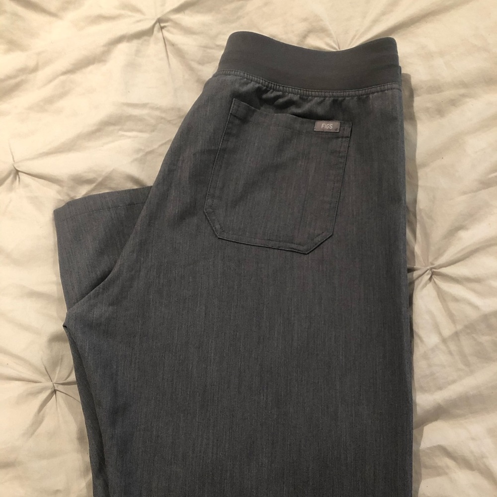 Figs scrubs